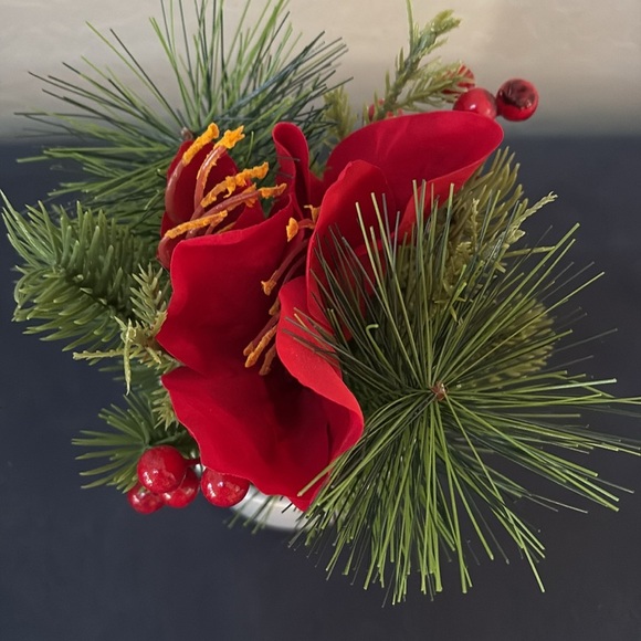 Threshold Christmas decor - Picture 2 of 5